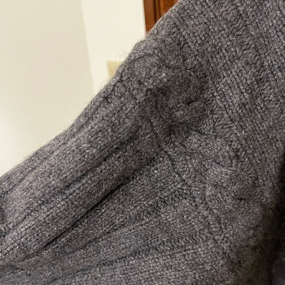 Italian Cashmere Turtleneck - Picture 4 of 6